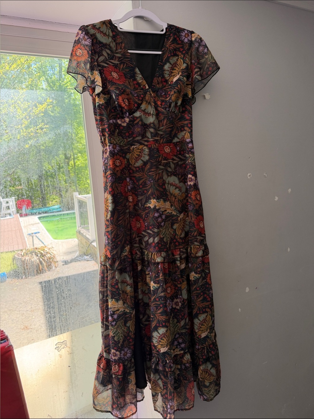 Floral V-Neck Midi Dress in Multicolor